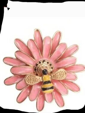 Pink Enamel Daisy Flower Bee Brooch – Gold Tone – Vintage Style Pin – Like New